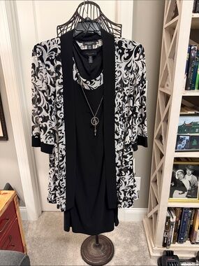 R & M Richards Black and White Layered Dress Set